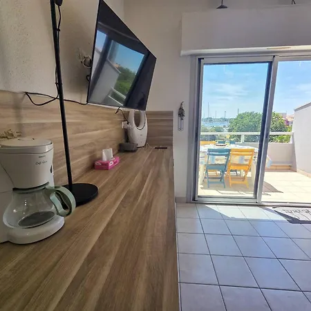 Mezzanine Ideal, Parking - 4 Pers. - Fr-1-880-92 * Agde
